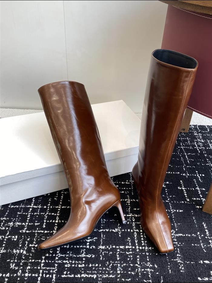 20251128174411643 480